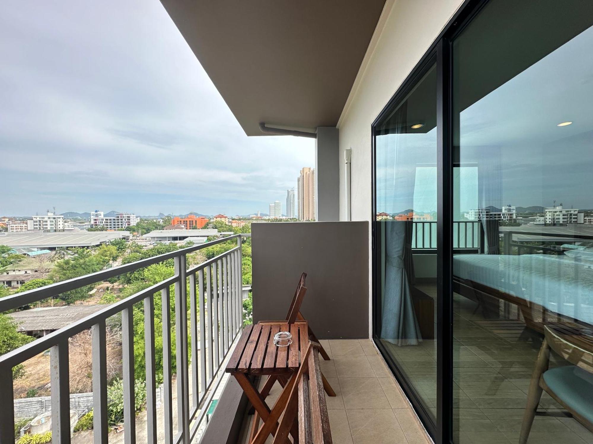 Mangrove Prestige Hotel Na Chom Thian Exterior photo
